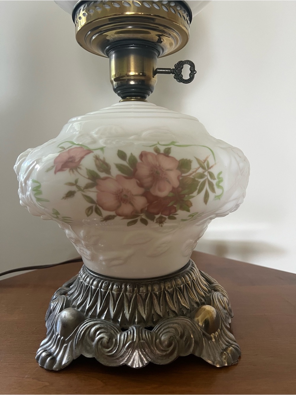 VTG Phoenix Milk Glass cabbage Rose Gone With the Wind 3-way Milk Glass - Picture 2 of 16